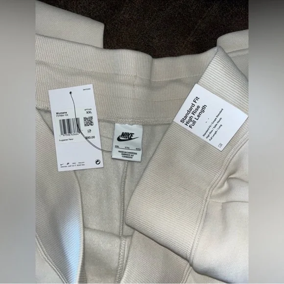 Nike Cream Full-Length Sweatpants - Picture 3 of 5